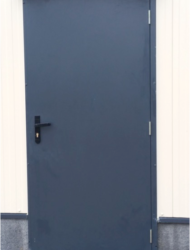 Porte de bâtiment industriel multifonction